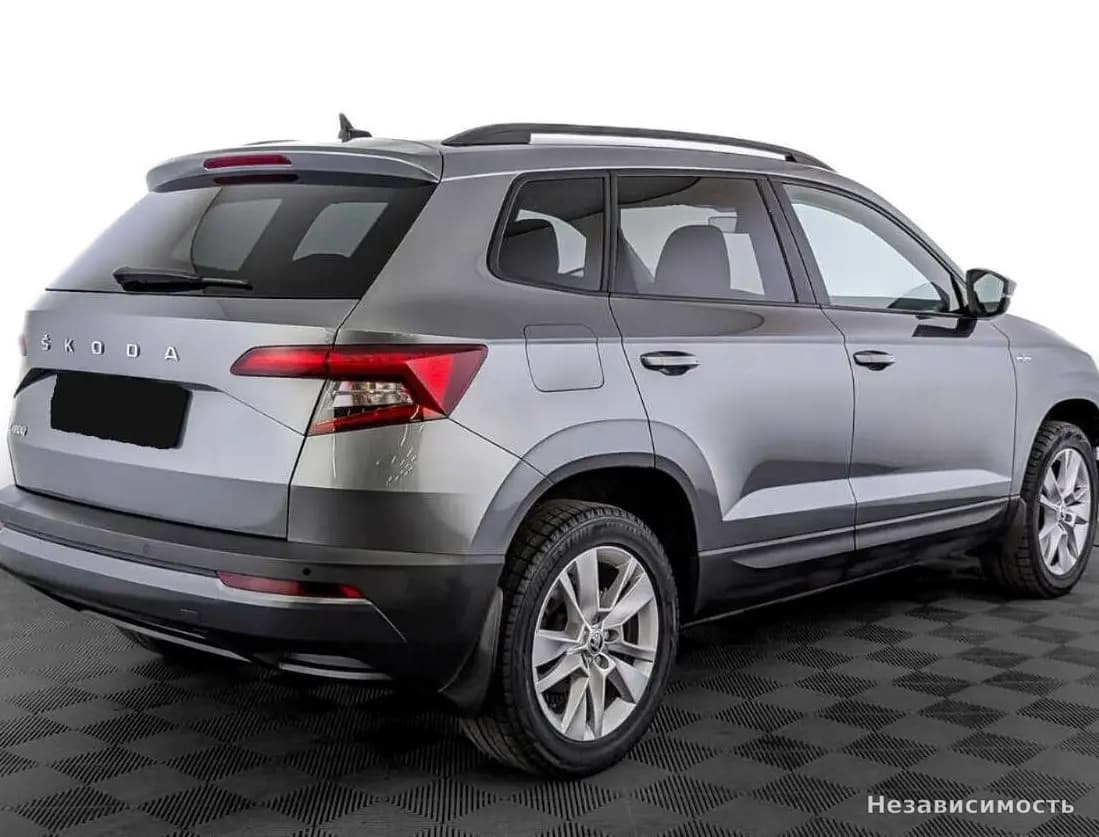 Skoda Karoq 2021 с пробегом — фото 5