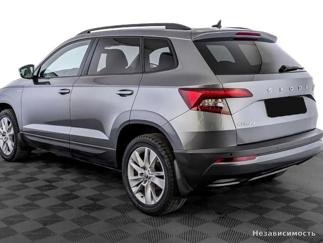 Skoda Karoq 2021 с пробегом — фото 7