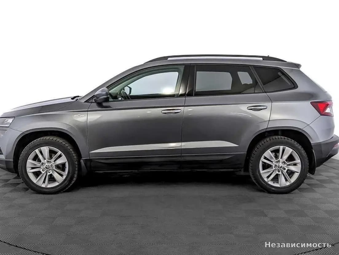 Skoda Karoq 2021 с пробегом — фото 8