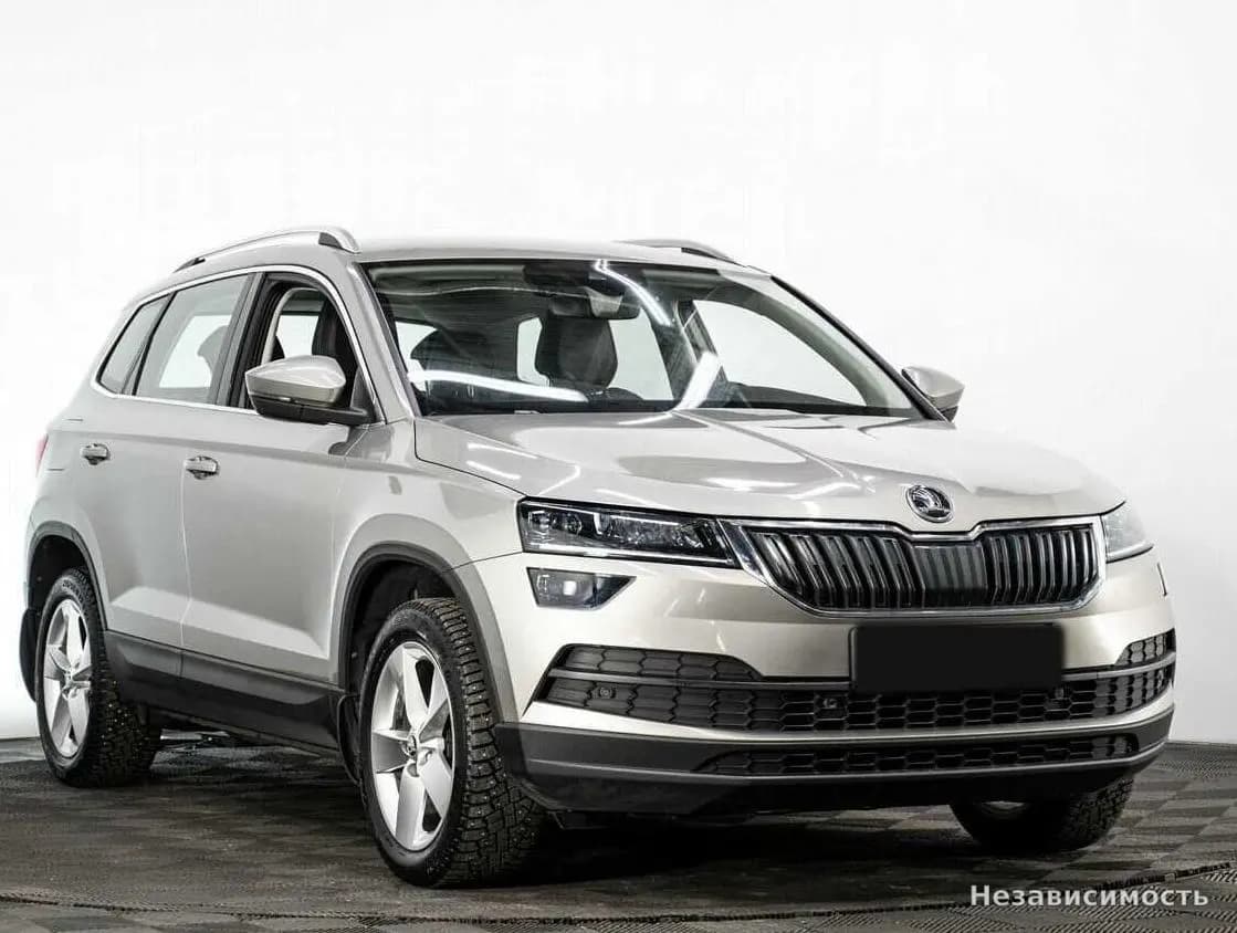 Skoda Karoq 2020 с пробегом — фото 3