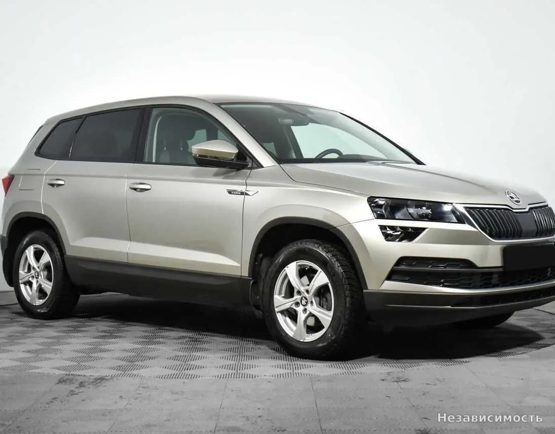 Skoda Karoq 2021 с пробегом — фото 3