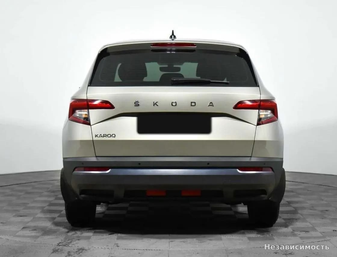 Skoda Karoq 2021 с пробегом — фото 6