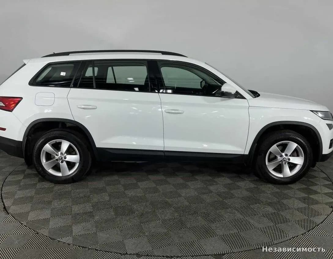Skoda Kodiaq 2021 с пробегом — фото 4
