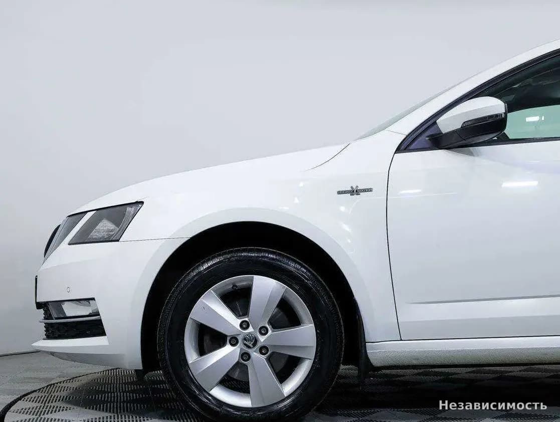 Skoda Octavia IV (A8) 2018 с пробегом — фото 9