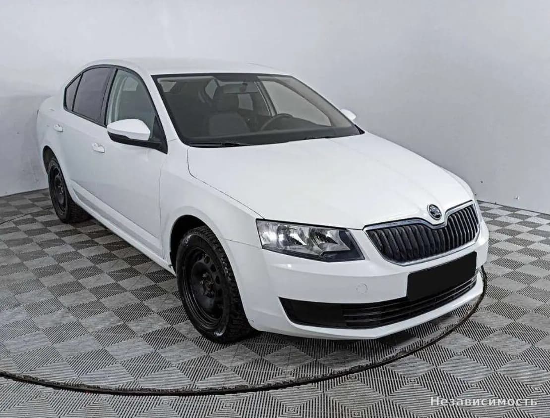 Skoda Octavia IV (A8) 2016 с пробегом — фото 3