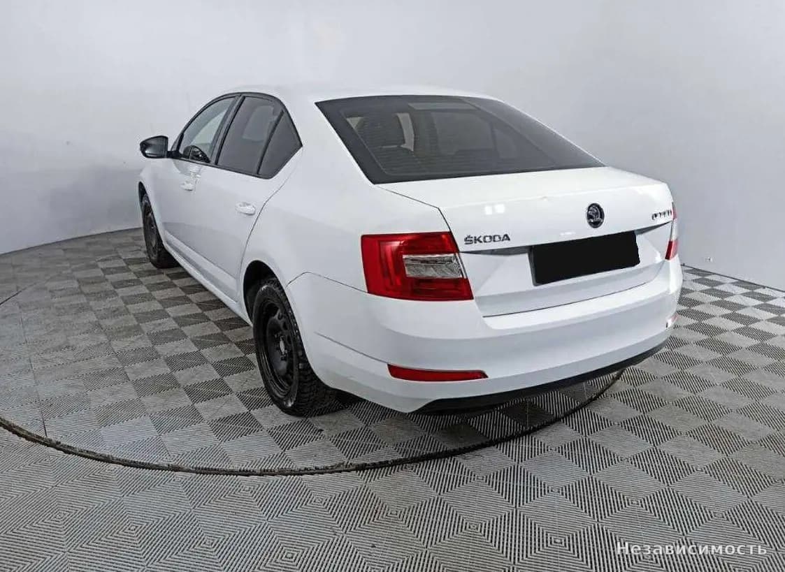 Skoda Octavia IV (A8) 2016 с пробегом — фото 7