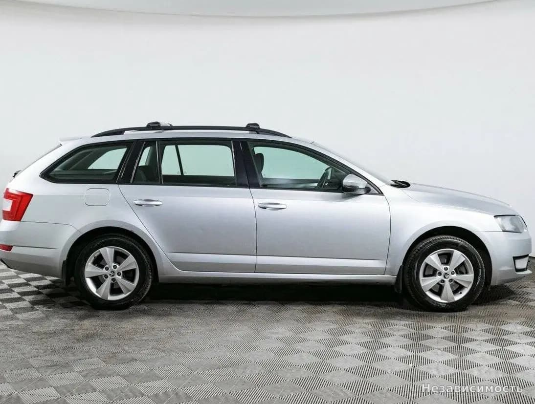 Skoda Octavia IV (A8) 2015 с пробегом — фото 4