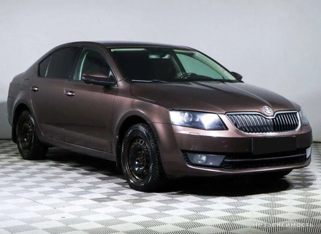 Skoda Octavia IV (A8) 2013 с пробегом — фото 3
