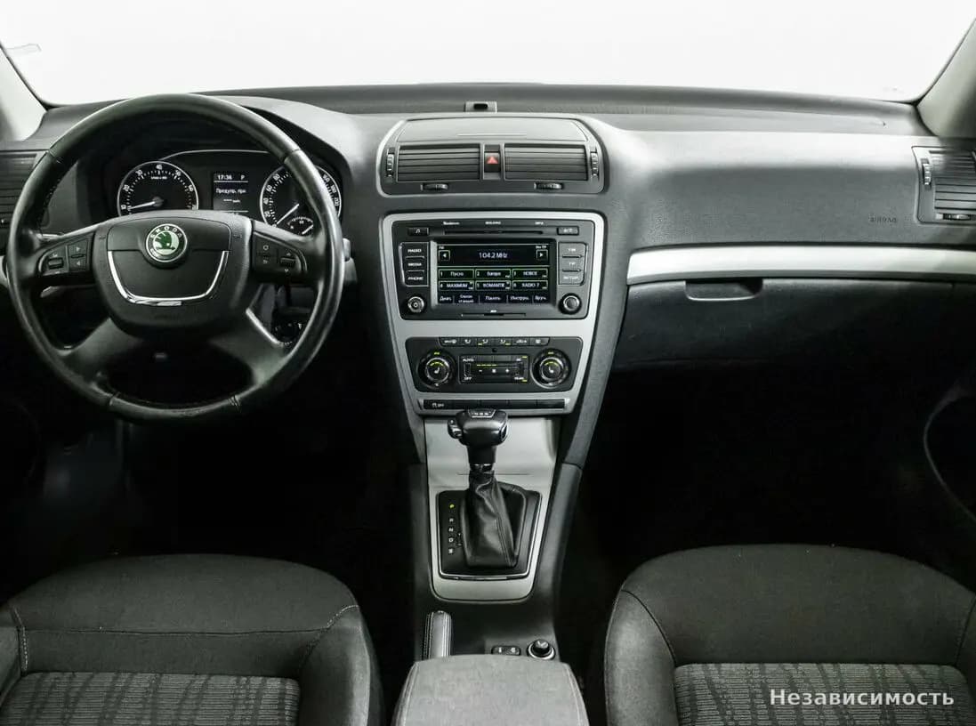 Skoda Octavia IV (A8) 2013 с пробегом — фото 9
