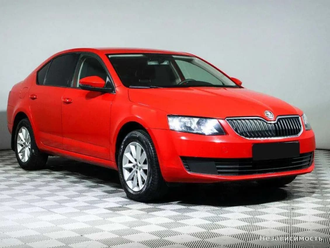 Skoda Octavia IV (A8) 2013 с пробегом — фото 3