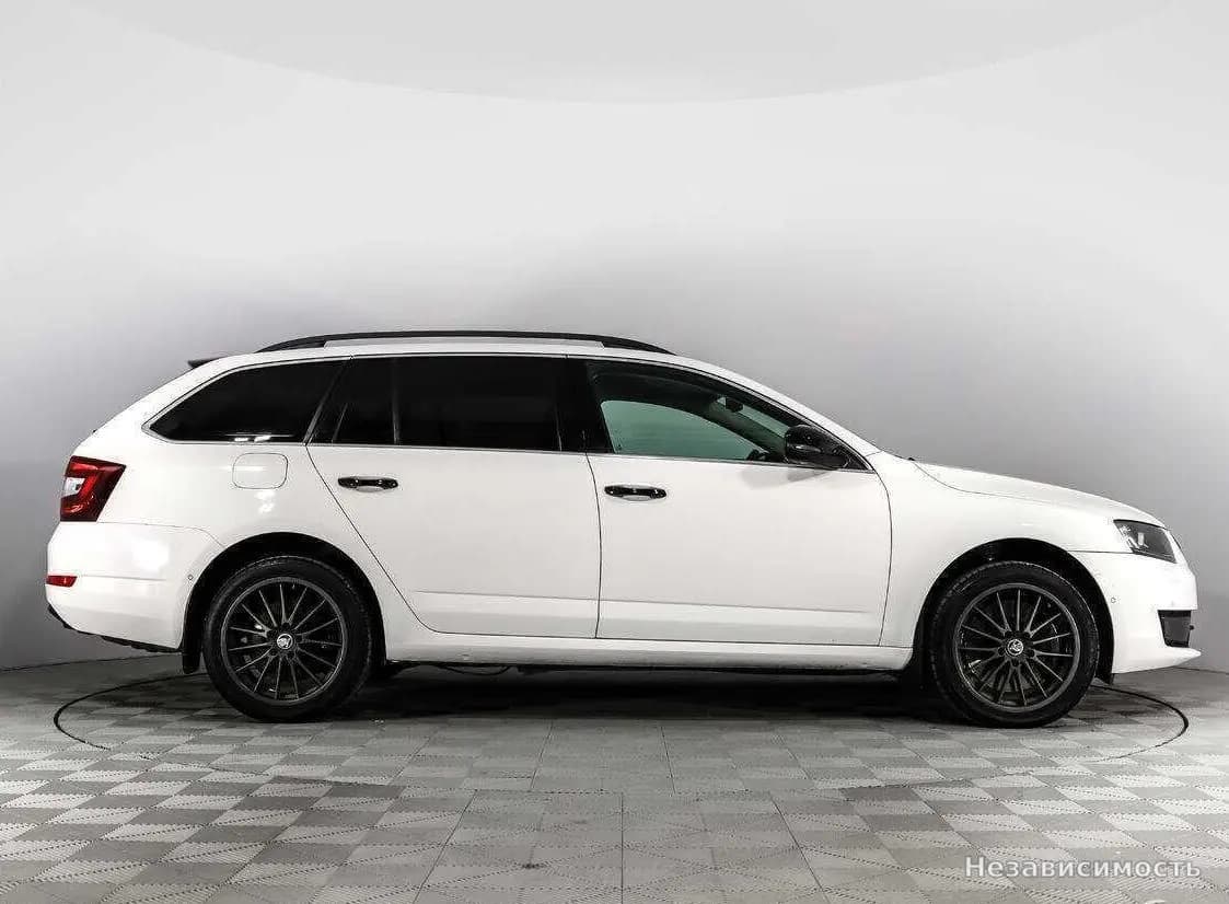 Skoda Octavia IV (A8) 2015 с пробегом — фото 4