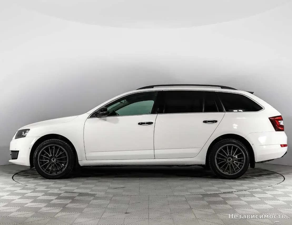 Skoda Octavia IV (A8) 2015 с пробегом — фото 8