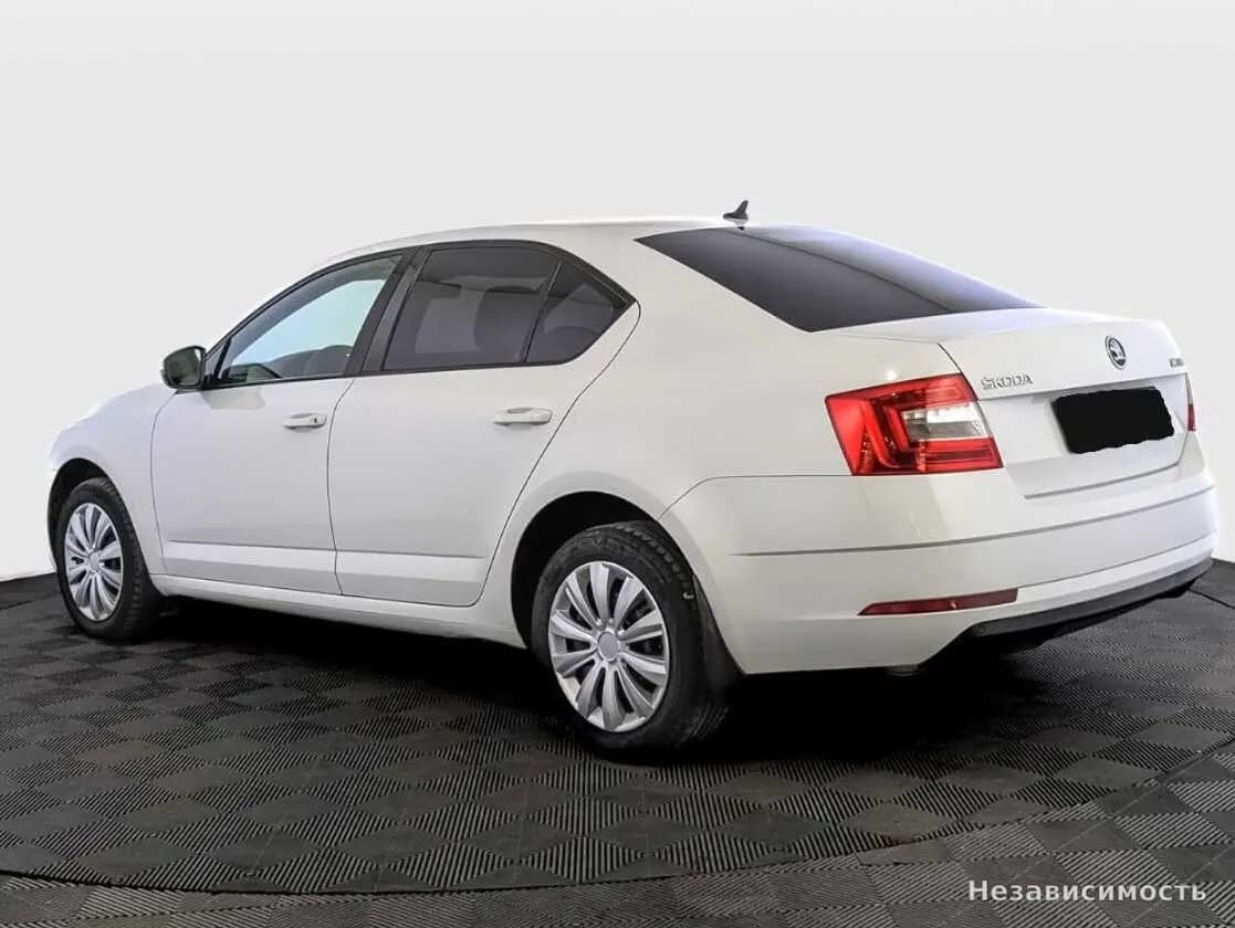 Skoda Octavia IV (A8) 2018 с пробегом — фото 7