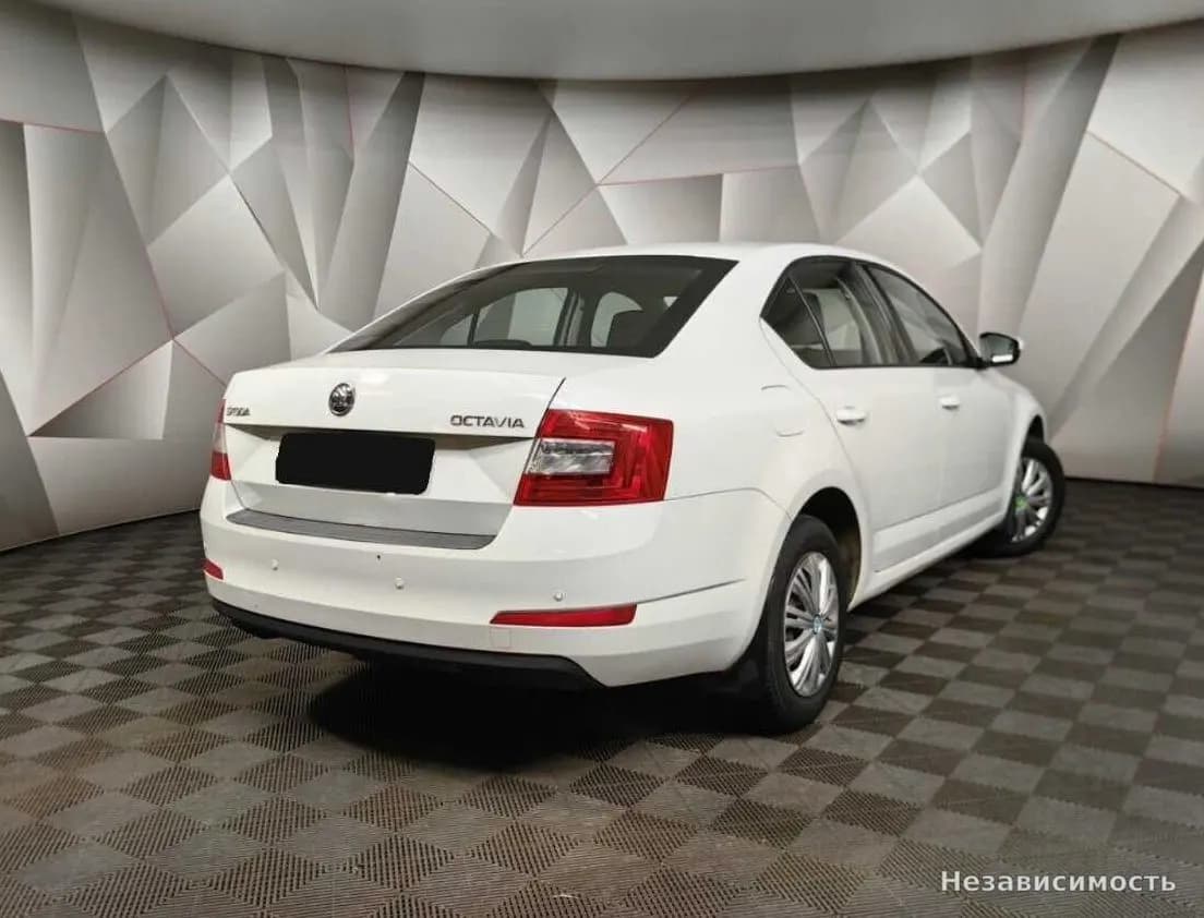 Skoda Octavia IV (A8) 2015 с пробегом — фото 2