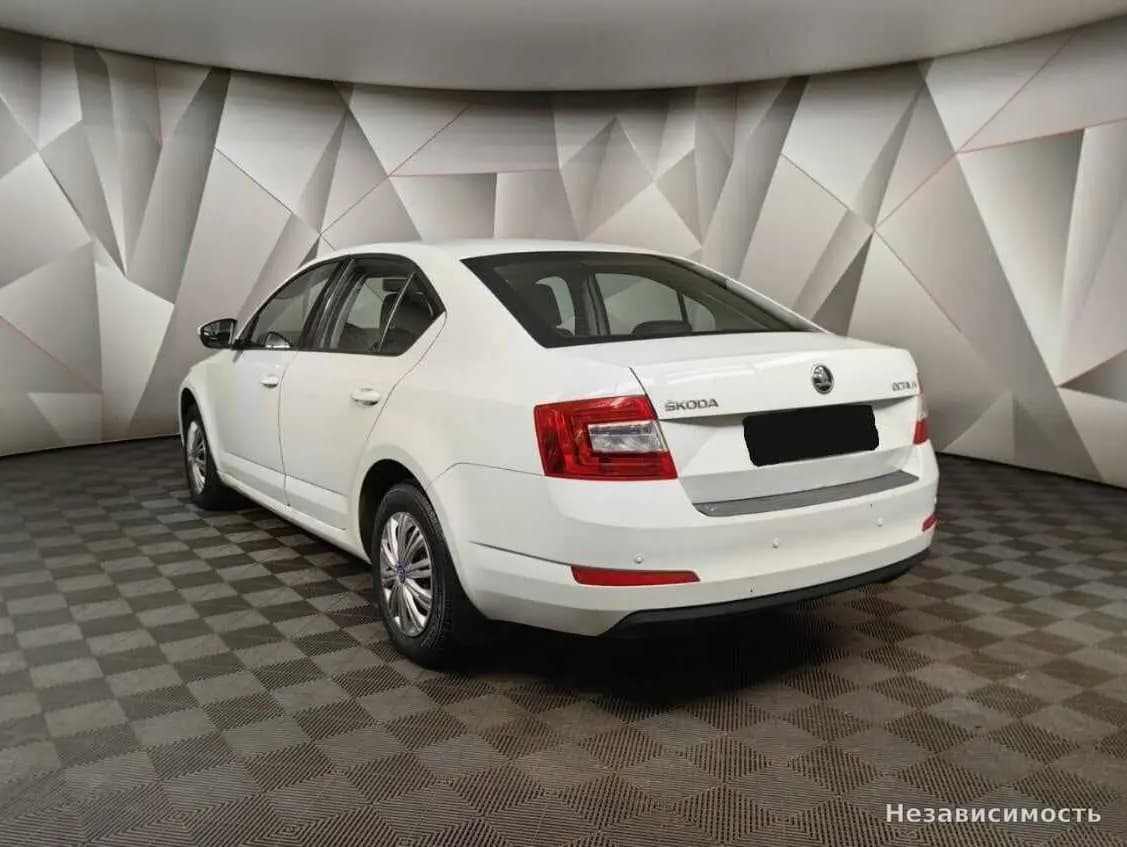 Skoda Octavia IV (A8) 2015 с пробегом — фото 4