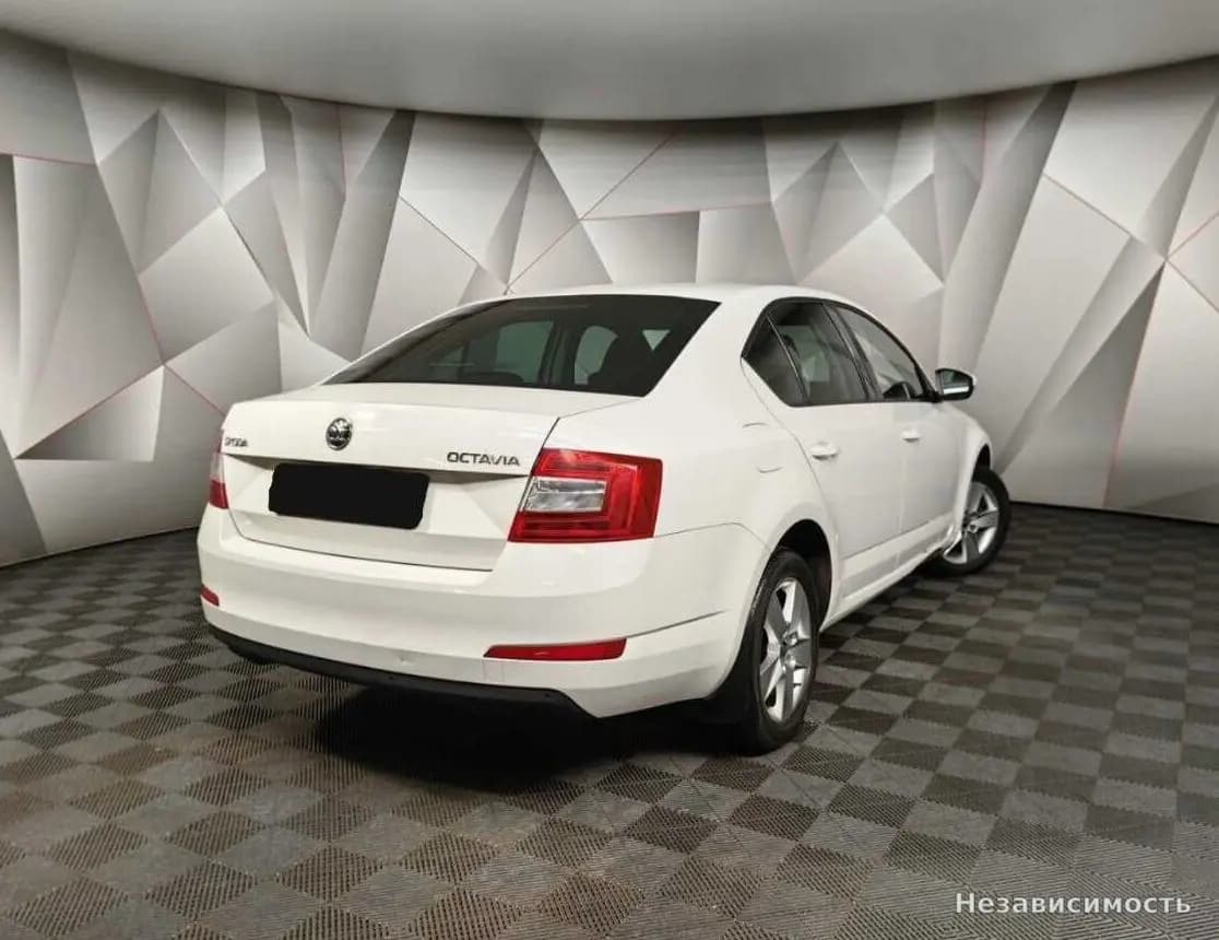 Skoda Octavia IV (A8) 2015 с пробегом — фото 2