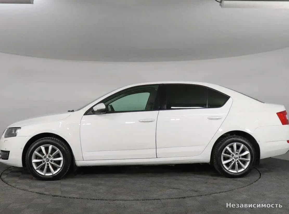 Skoda Octavia IV (A8) 2014 с пробегом — фото 8