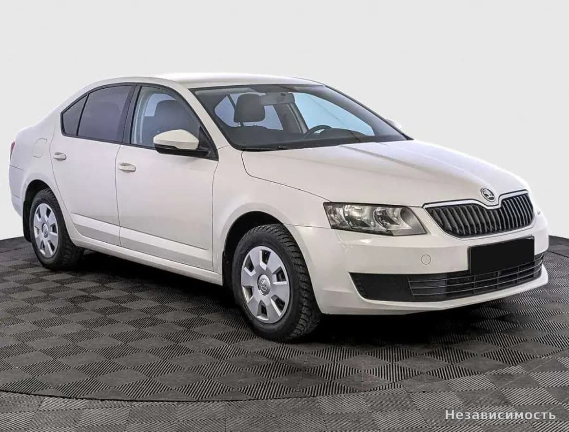 Skoda Octavia IV (A8) 2015 с пробегом — фото 3