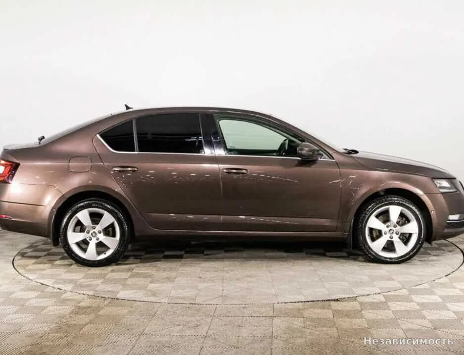 Skoda Octavia IV (A8) 2019 с пробегом — фото 4