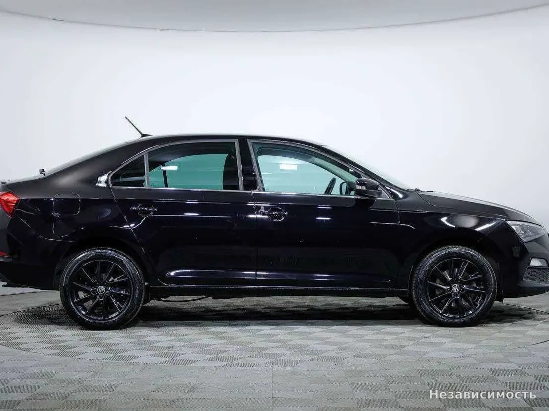 Skoda Rapid 2022 с пробегом — фото 3