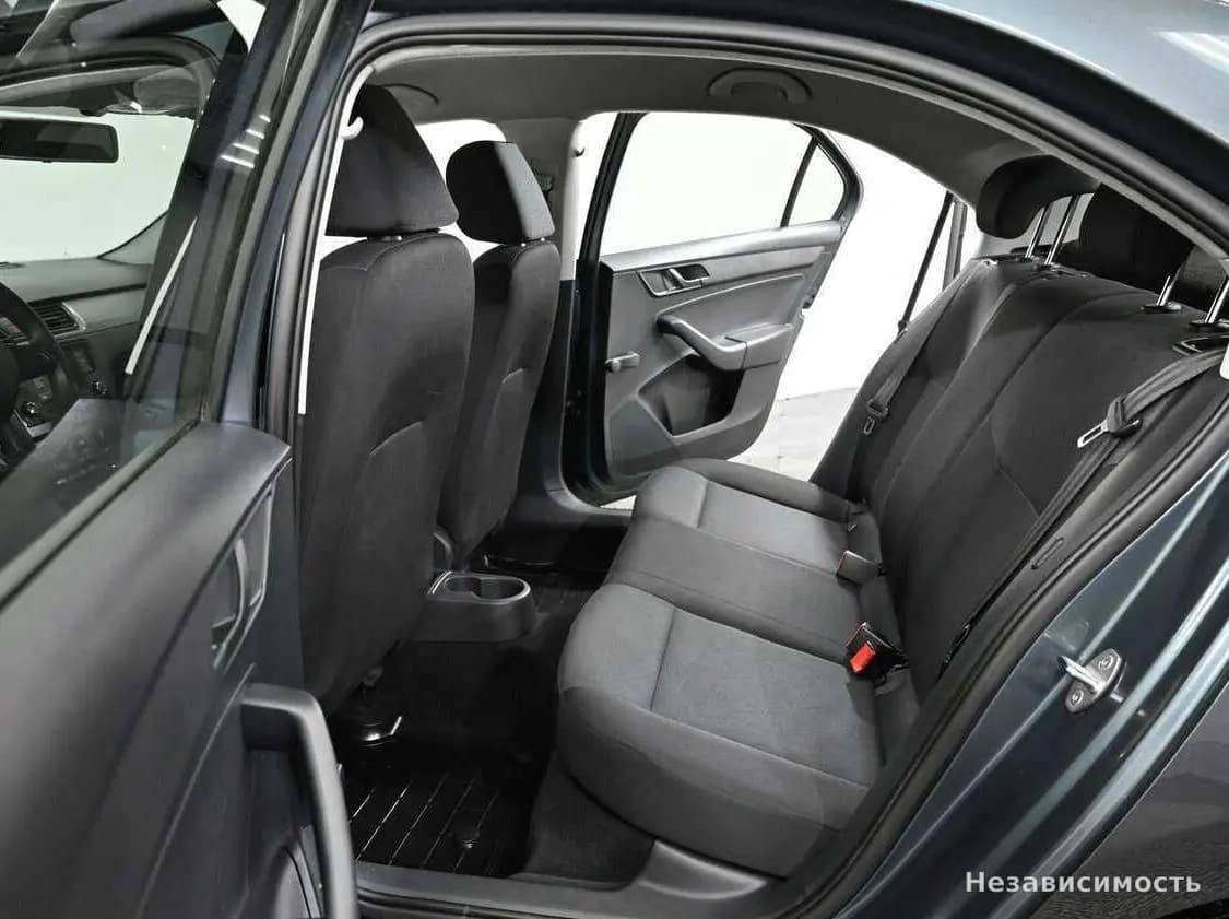 Skoda Rapid 2016 с пробегом — фото 10