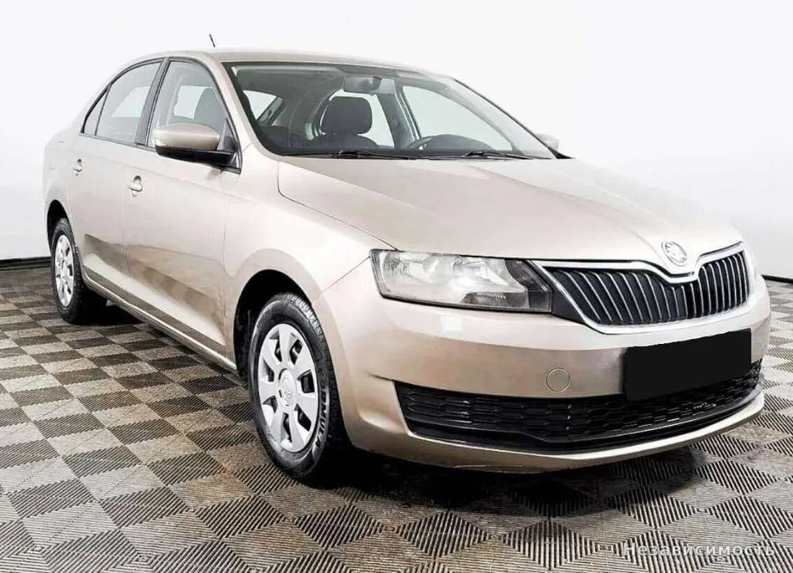 Skoda Rapid 2018 с пробегом — фото 3