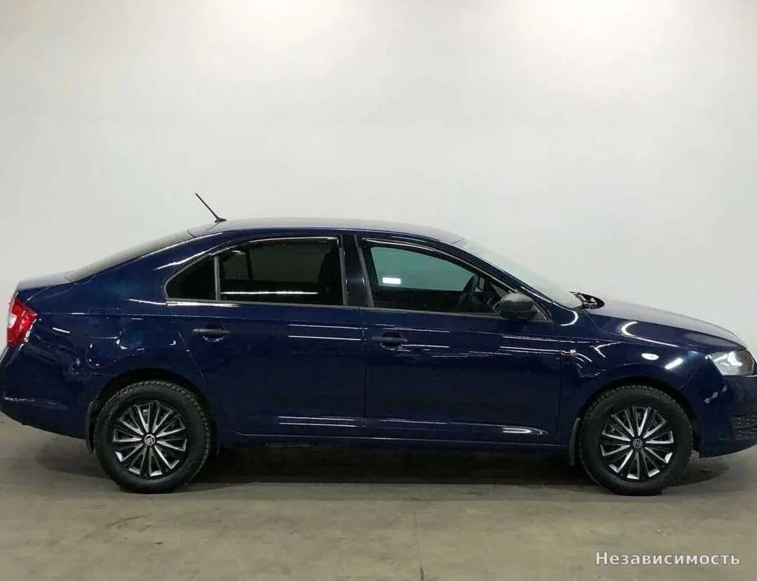 Skoda Rapid 2015 с пробегом — фото 4