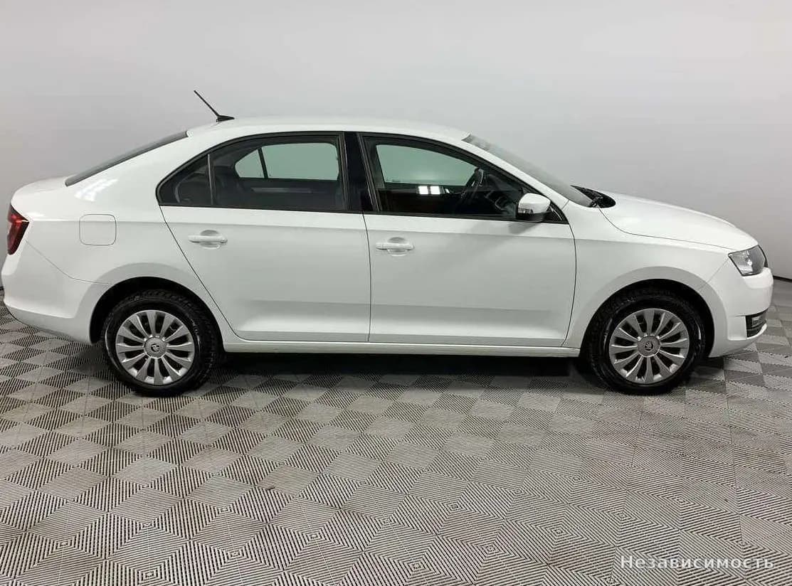 Skoda Rapid 2019 с пробегом — фото 4