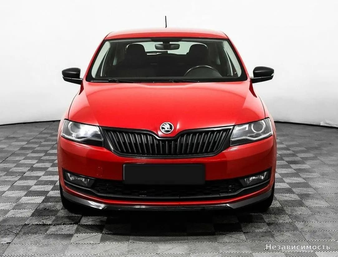 Skoda Rapid 2018 с пробегом — фото 2