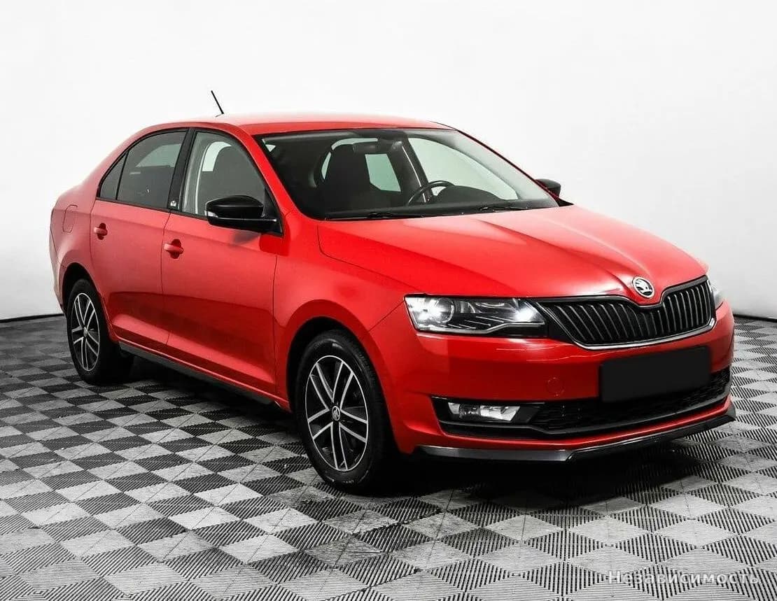 Skoda Rapid 2018 с пробегом — фото 3