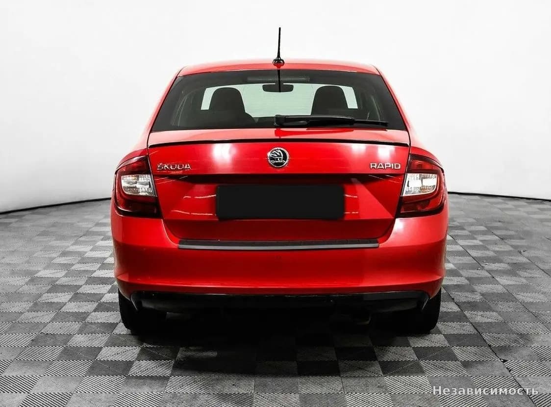 Skoda Rapid 2018 с пробегом — фото 6