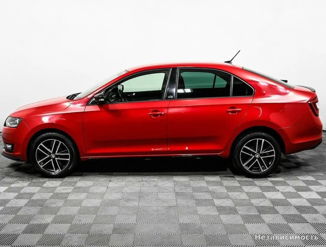 Skoda Rapid 2018 с пробегом — фото 8