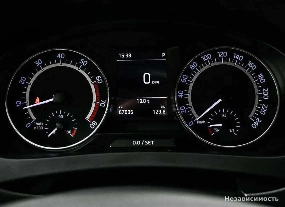Skoda Rapid 2018 с пробегом — фото 10
