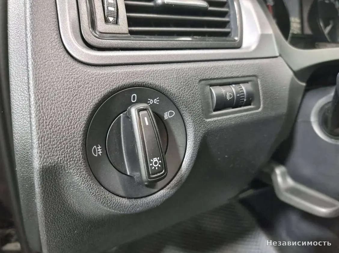 Skoda Rapid 2019 с пробегом — фото 7