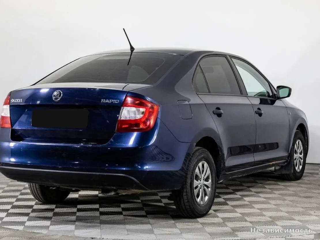 Skoda Rapid 2015 с пробегом — фото 4