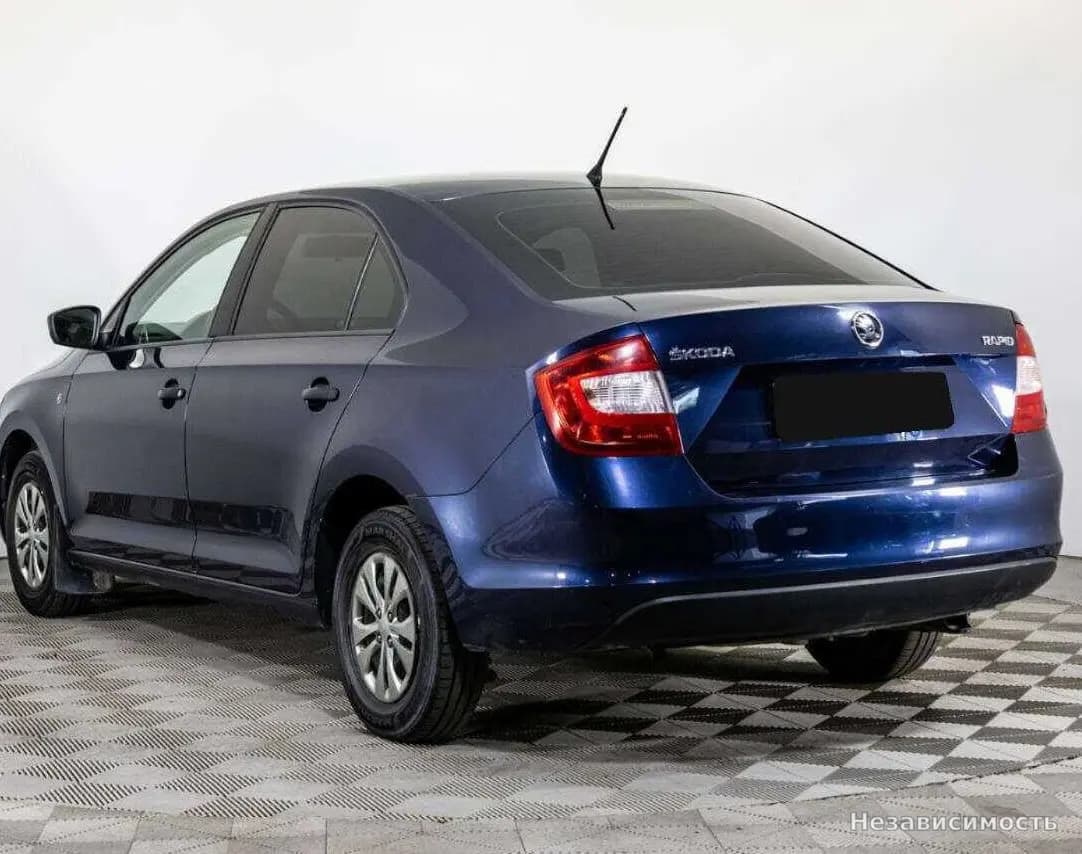 Skoda Rapid 2015 с пробегом — фото 6