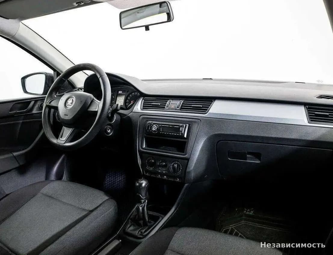 Skoda Rapid 2015 с пробегом — фото 8
