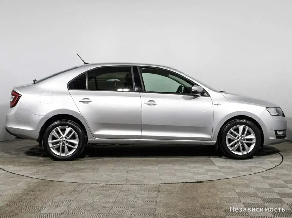 Skoda Rapid 2018 с пробегом — фото 4