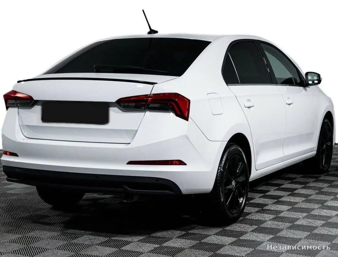 Skoda Rapid 2022 с пробегом — фото 5