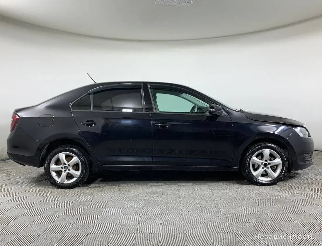 Skoda Rapid 2018 с пробегом — фото 4