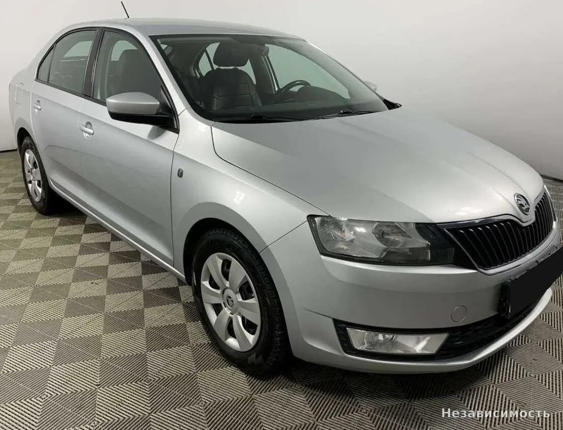 Skoda Rapid 2017 с пробегом — фото 3