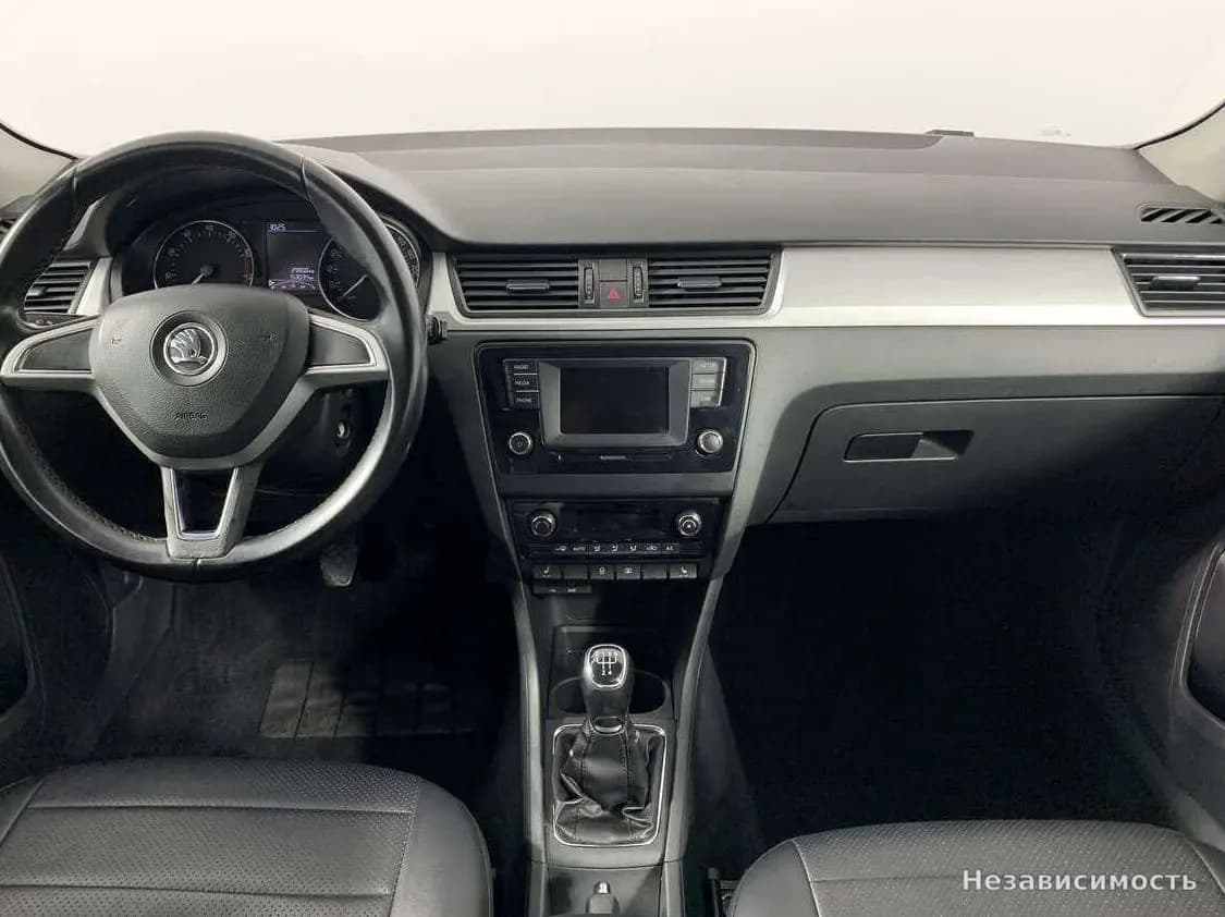 Skoda Rapid 2017 с пробегом — фото 10