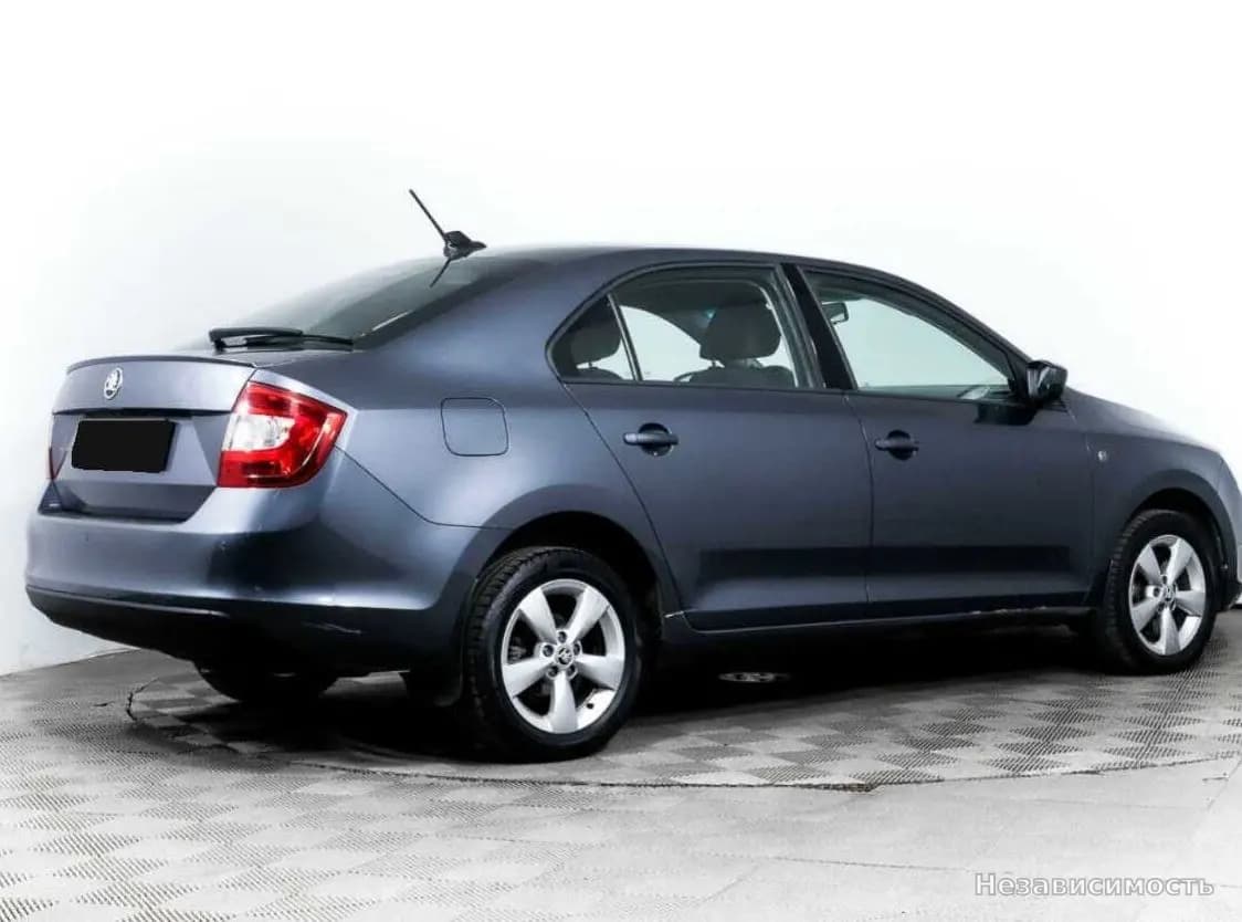 Skoda Rapid 2014 с пробегом — фото 4