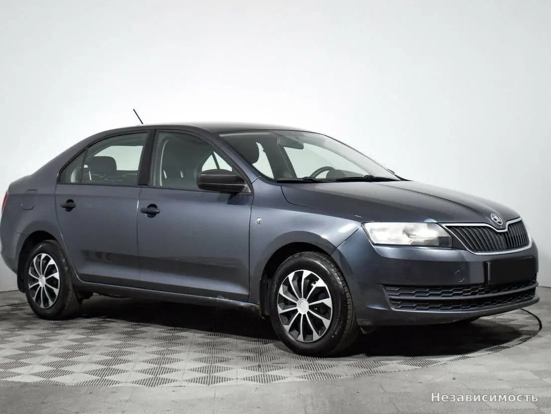 Skoda Rapid 2014 с пробегом — фото 3