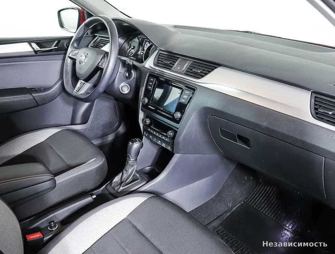 Skoda Rapid 2019 с пробегом — фото 9