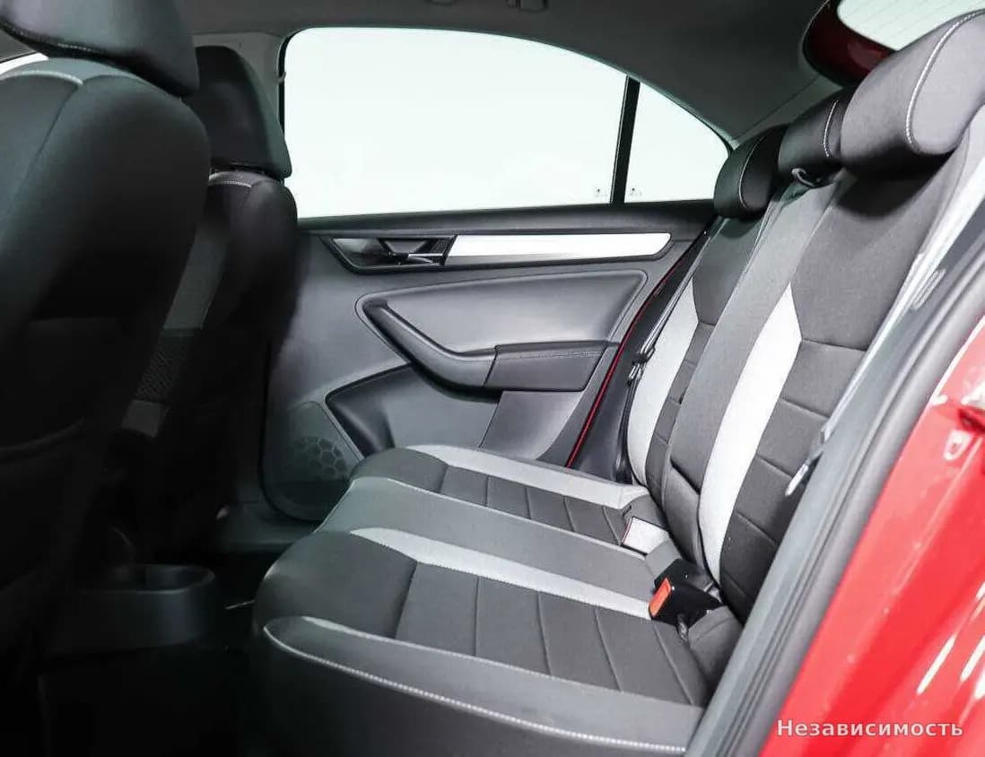 Skoda Rapid 2019 с пробегом — фото 10