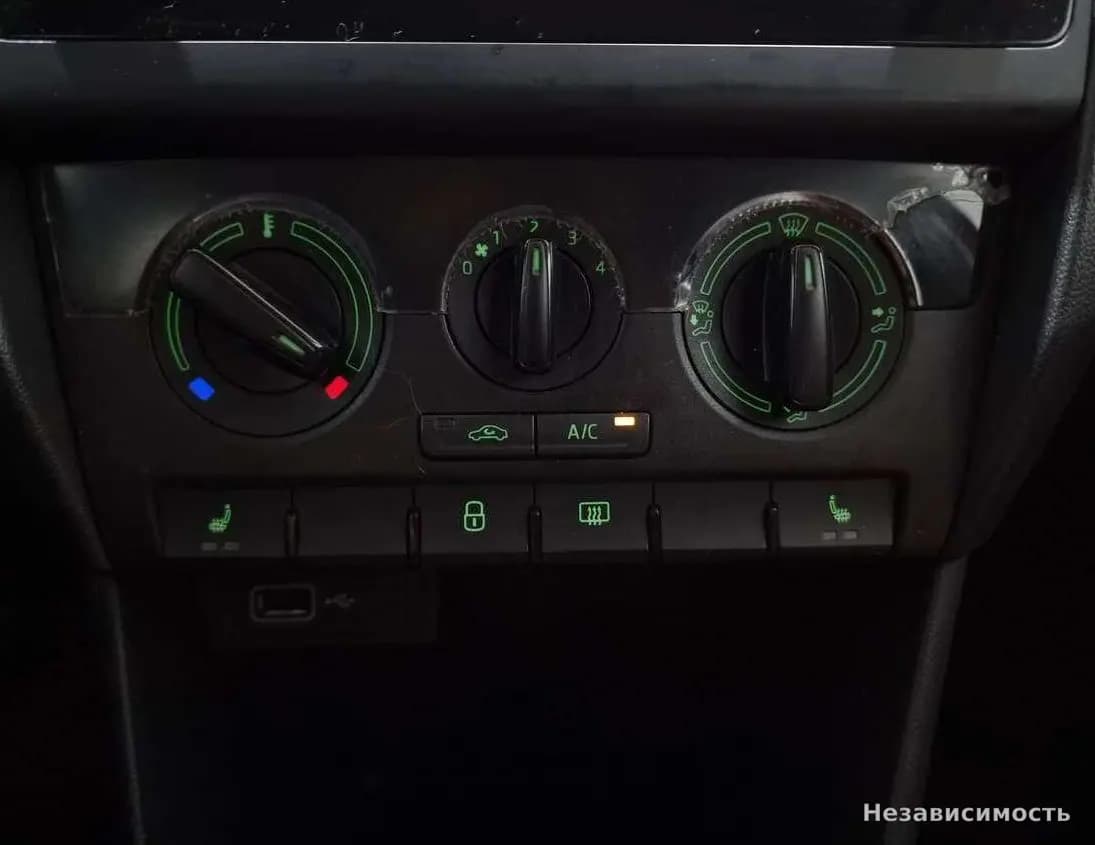 Skoda Rapid 2019 с пробегом — фото 10