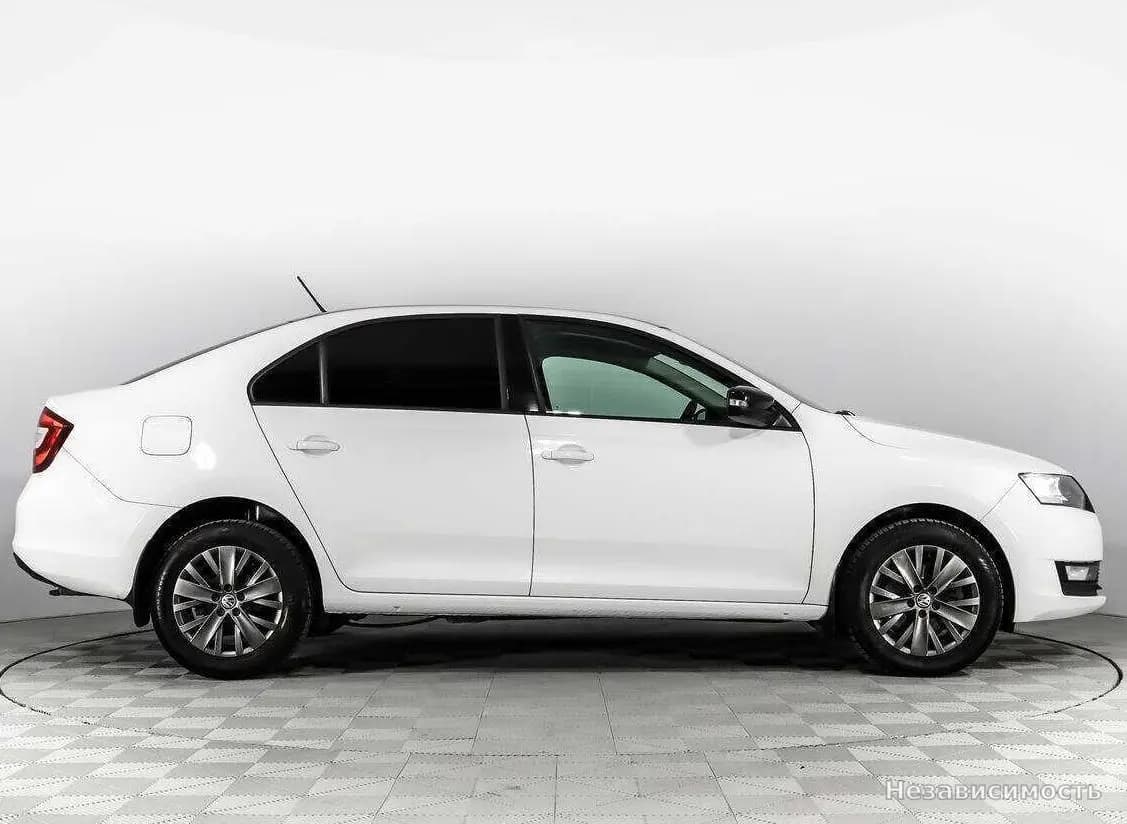 Skoda Rapid 2018 с пробегом — фото 4