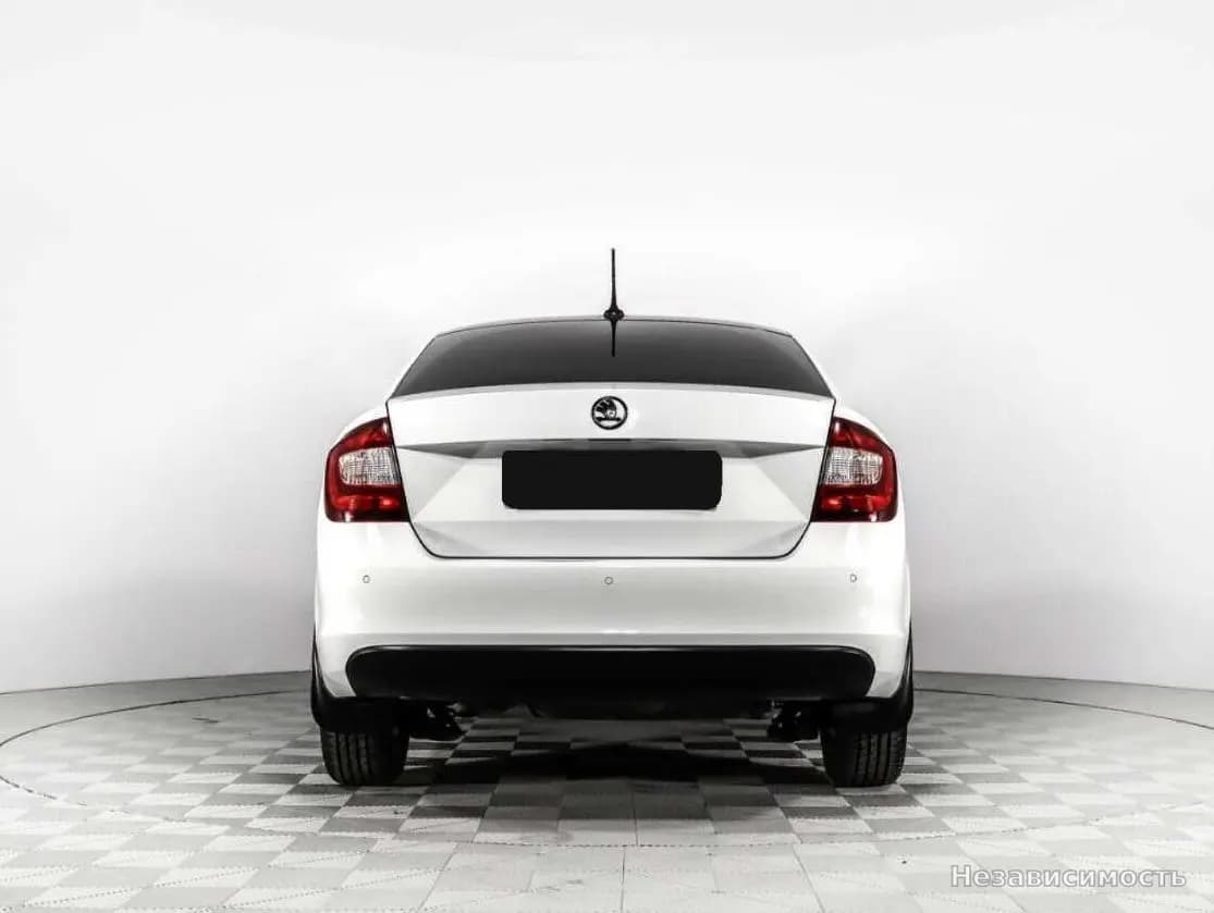 Skoda Rapid 2018 с пробегом — фото 6
