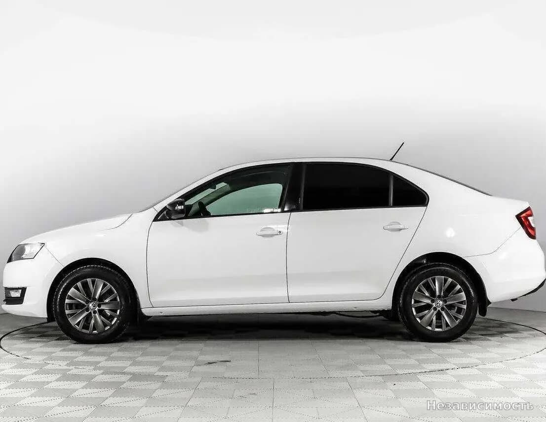 Skoda Rapid 2018 с пробегом — фото 8